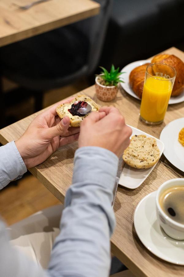 Hotel Le Florin Rennes Zewnętrze zdjęcie