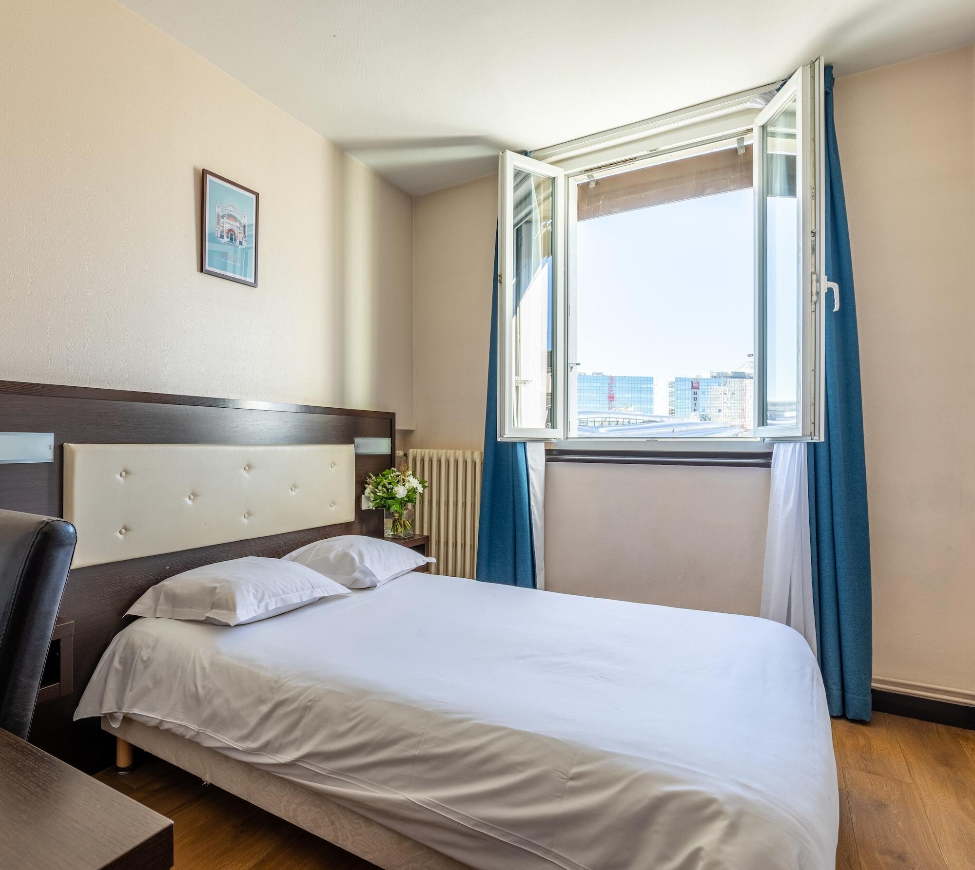 Hotel Le Florin Rennes Zewnętrze zdjęcie