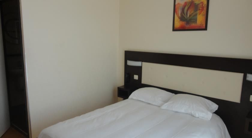 Hotel Le Florin Rennes Zewnętrze zdjęcie